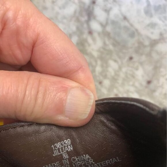 Women’s Size 8 1/2 Bjorndal Brown Clogs - Picture 9 of 9